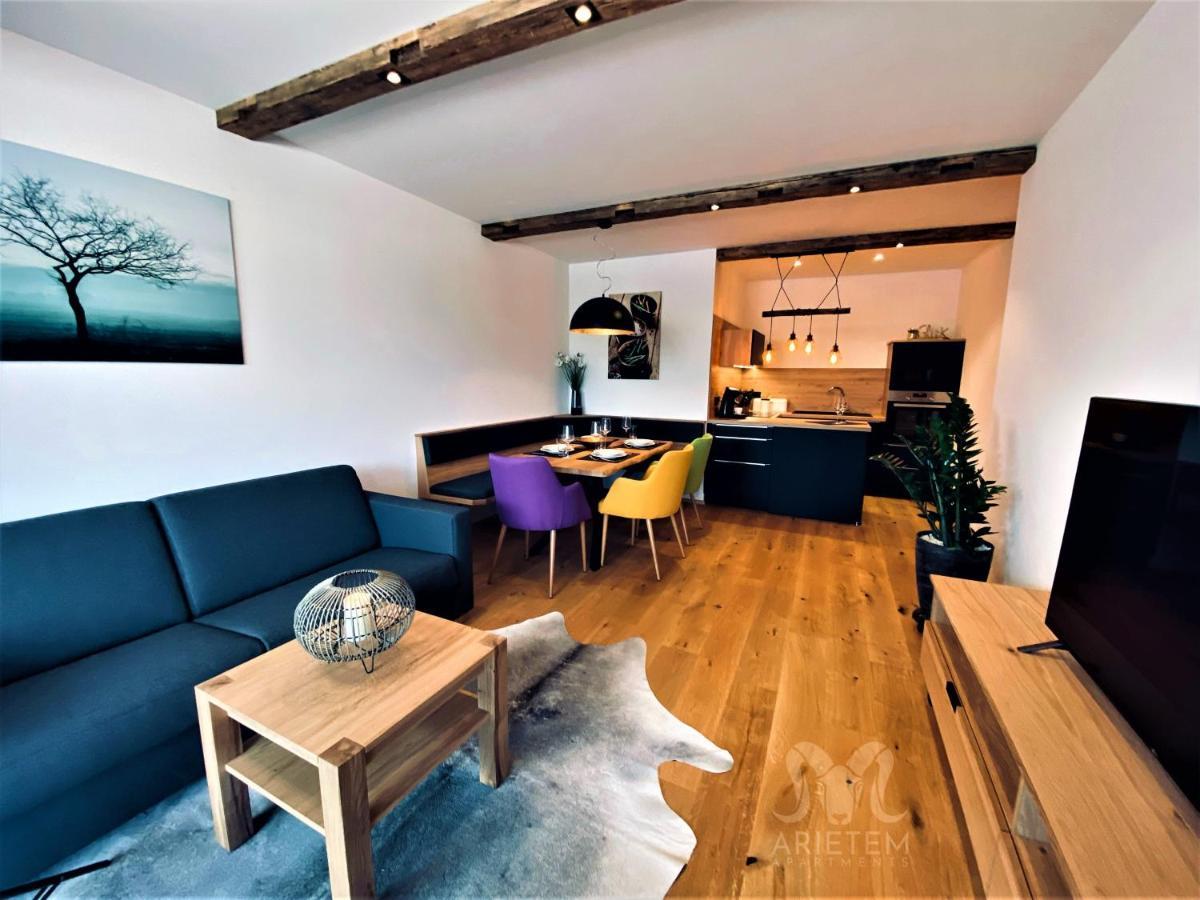 Arietem-Apartment - By Mynests グレーブミング エクステリア 写真